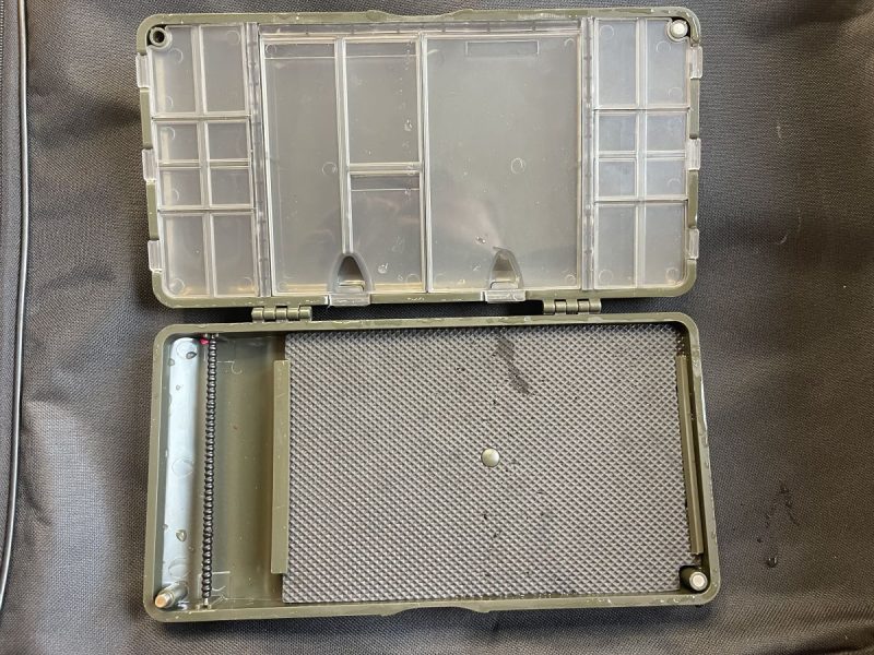 Повідочниця, зручна, на магнітах