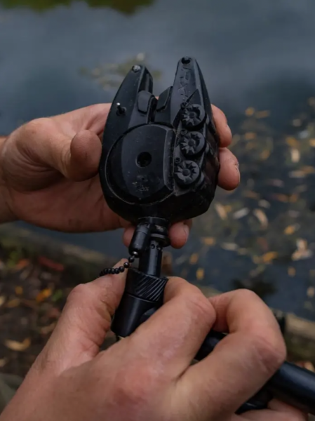 Буз-бар Fox Black Label QR Buzz Bar 3 rod Standard 230 мм/260 мм