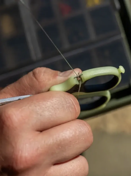 Ножиці Ridge Monkey Nite Glo Strip n Snip Scissors